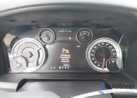 2019 Ram 1500 Classic Big Horn 4X2 6'4 Box из США, поврежденный, VIN 1C6RR6TT7KS701655